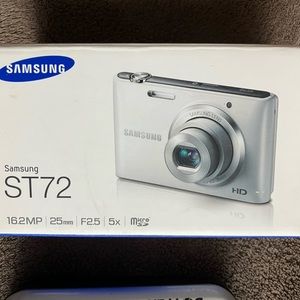 Samsung ST72 digital camera